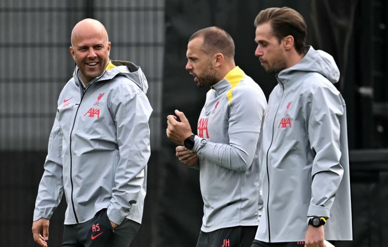 HLV vô địch Ngoại hạng Anh từ chối dẫn dắt tuyển Indonesia