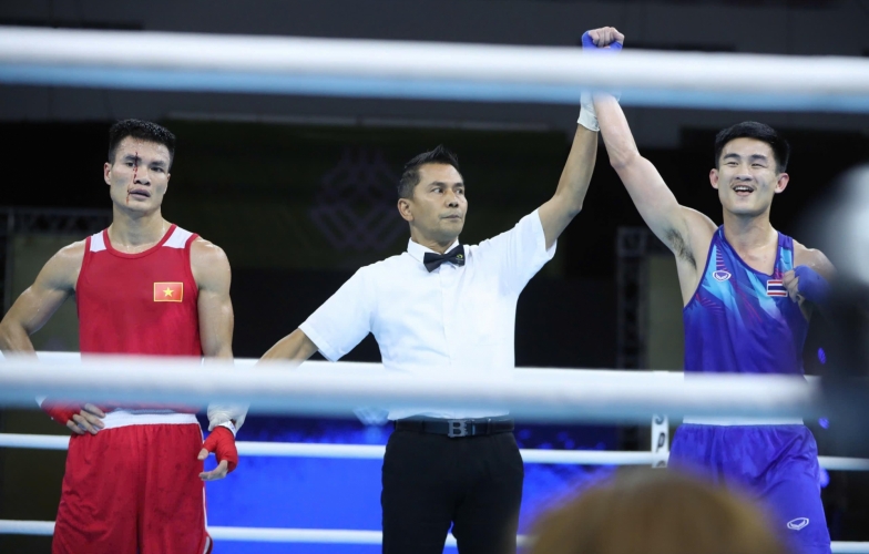 NÓNG: VĐV từng đi Olympic của Việt Nam bị xử ép, mất luôn HCV