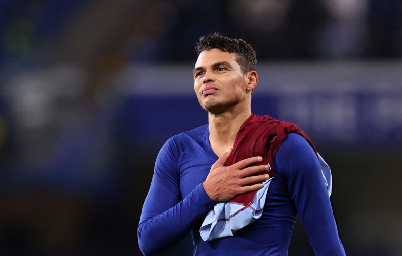 CHÍNH THỨC: Thiago Silva tái xuất đội bóng vĩ đại châu Âu