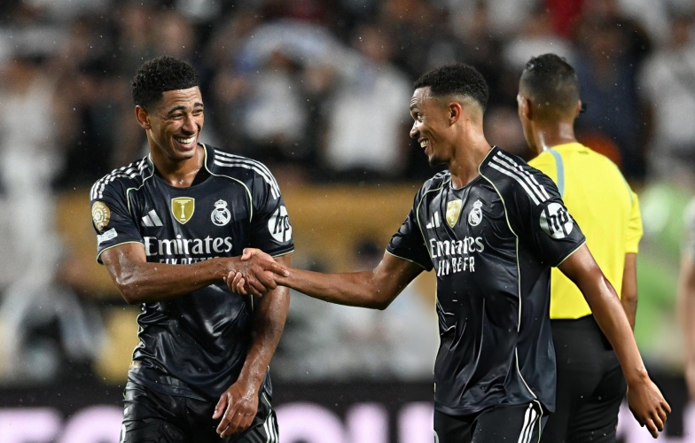 Real Madrid cân nhắc tống khứ 'máy tạt' số 1 thế giới