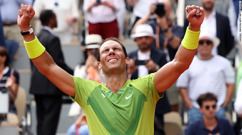 Rafael Nadal thiết lập kỷ lục mới sau khi đăng quang Roland Garros 2022