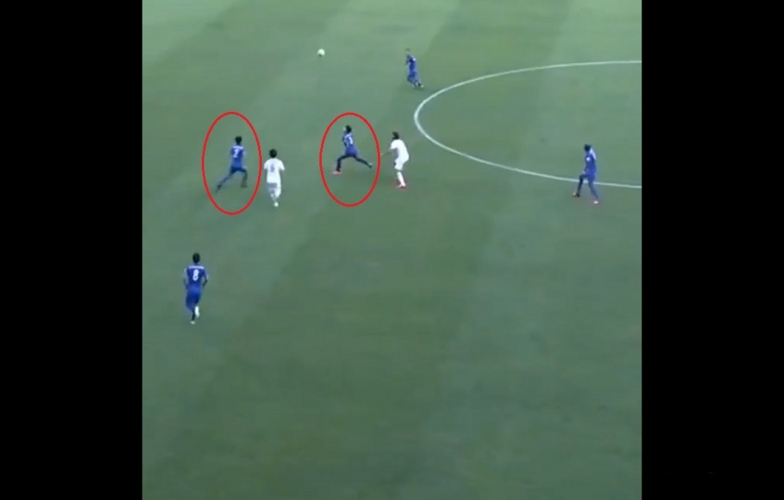 VIDEO: Học đòi Ronaldo, cầu thủ TQ vô lê khiến đồng đội 'vỡ mặt'
