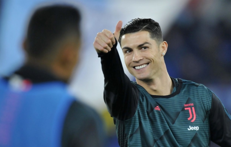 MU chính thức gửi đề xuất chiêu mộ Ronaldo tới Juventus