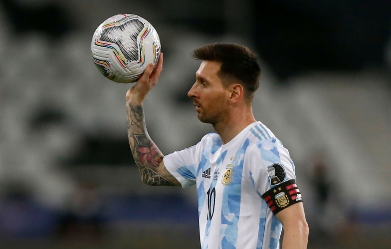 Messi lập siêu phẩm, Argentina vẫn chưa thể giành chiến thắng