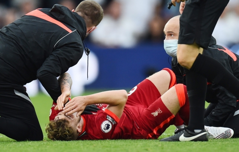Liverpool xác nhận mức độ chấn thương của Elliott