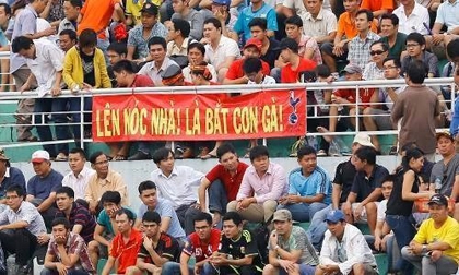 Nét đẹp cổ động của người Việt: “Lên nóc nhà! Là bắt con gà”…