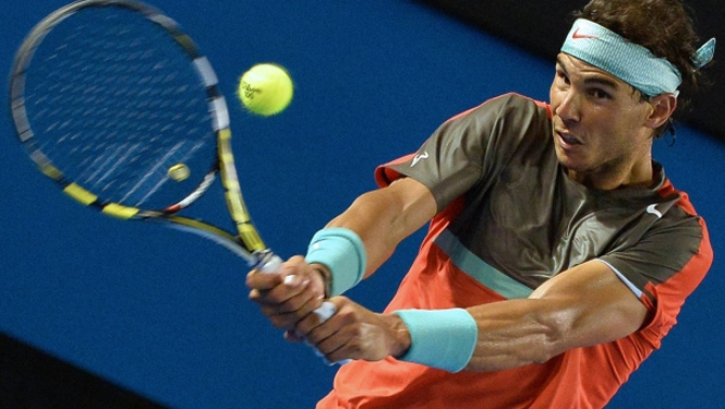 Vất vả vượt qua tay vợt Nhật Bản, Rafael Nadal gặp 'tiểu Federer' ở tứ kết