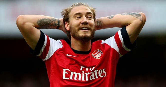 Wenger khẳng định Bendtner sẽ ra sân