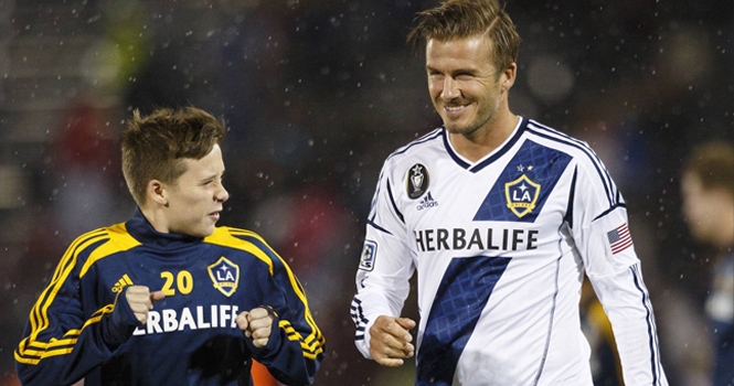 Beckham muốn chiêu mộ con trai về Miami