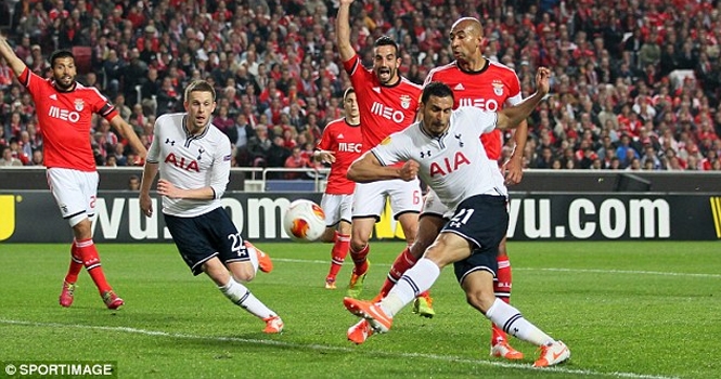 Benfica 2-2 Tottenham: Hiệp hai kịch tính