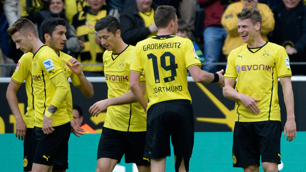 Video bàn thắng: Dortmund 3-2 Hoffenheim (VĐQG Đức 2013/14)