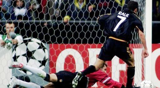 Chung kết Cúp C1: Nhớ lại cuộc nội chiến Real Madrid - Valencia năm 2000