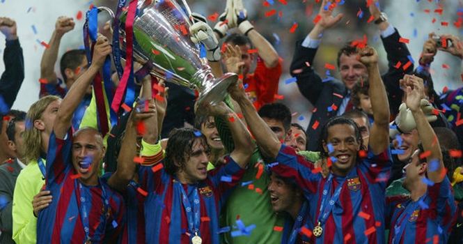 Carles Puyol và 8 khoảnh khắc khó quên tại Barcelona