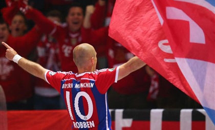 Dortmund 0-2 Bayern Munich: Hùm xám lên ngôi