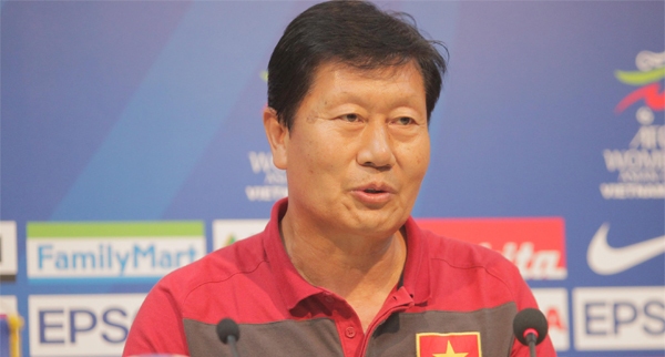 Việt Nam lỡ hẹn World Cup, HLV Trần Vân Phát xin lỗi NHM