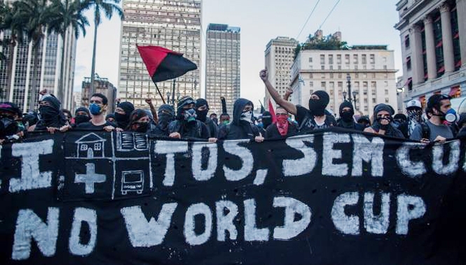 Video World Cup 2014: Tình trạng bạo lực phản đối World Cup tại Brazil
