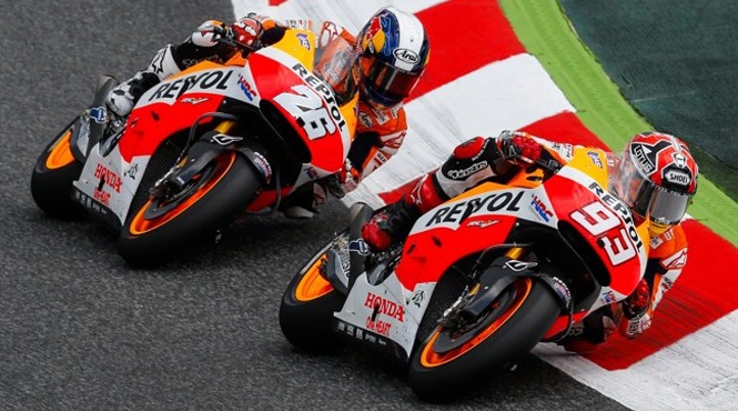 Video đua xe MotoGP 2014: Những khoảnh khắc ấn tượng nhất chặng Catalunya