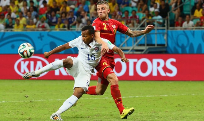 VIDEO: Pha volley tuyệt đẹp của Julian Green vào lưới tuyển Bỉ