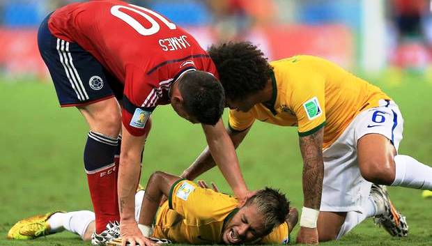 Neymar suýt nữa đã bị liệt