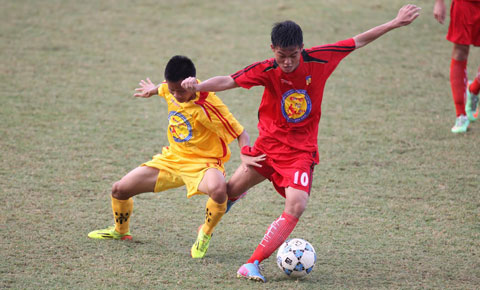 Bán kết U17 Quốc Gia: U17 PVF thắng nhọc U17 Viettel