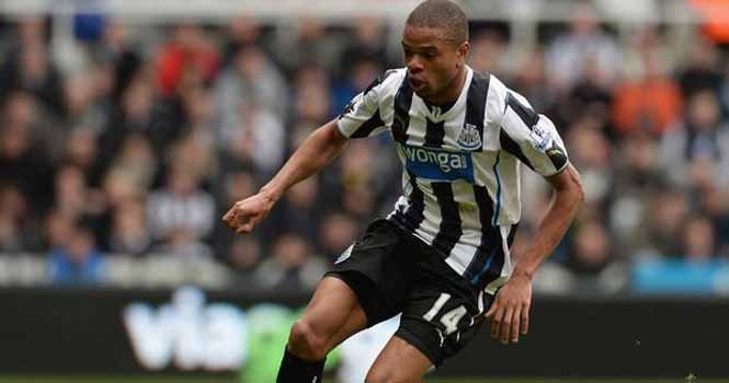 Thương vụ Loic Remy của Liverpool đổ vỡ vào phút chót