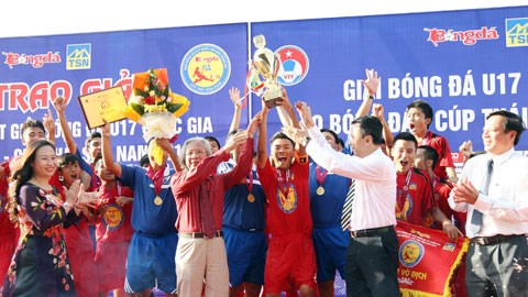 Nhà vô địch Giải U17 QG 2014 được LĐBĐ TP.HCM thưởng lớn