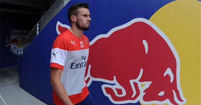 West Ham và Hull cạnh tranh quyết liệt vì chữ ký của Jenkinson