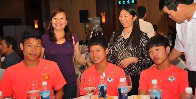 Phụ huynh các tuyển thủ U19 Việt Nam sẽ đến tiếp lửa cho con tại Giải U19 ĐNÁ