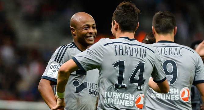 VIDEO: Siêu phẩm ghi bàn đầy ngẫu hứng theo phong cách Rabona của sao Ligue 1
