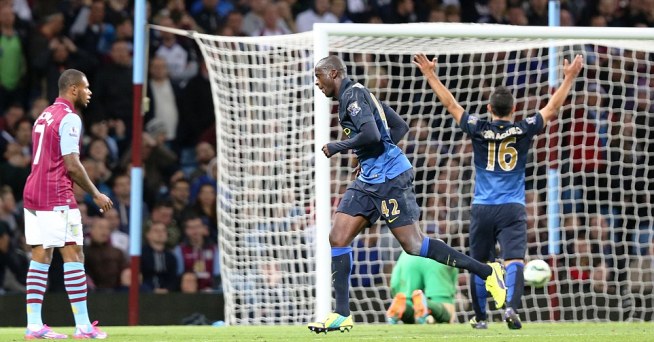 Aston Villa 0-2 Man City: Chiến thắng nhọc nhằn