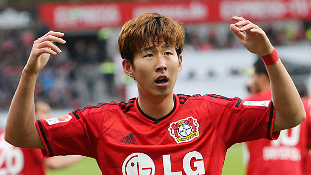 VIDEO: 10 phút siêu đẳng của sao Hàn Quốc tại vòng 8 Bundesliga