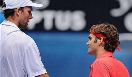 Basel Open 2014: Hạ gục 'gã khổng lồ' Karlovic, Federer vào CK