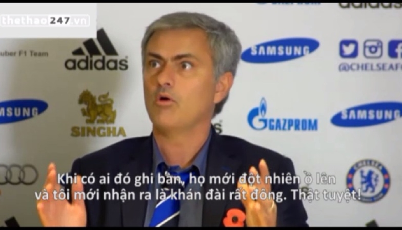 VIDEO: HLV Mourinho chê CĐV Chelsea thiếu nhiệt huyết