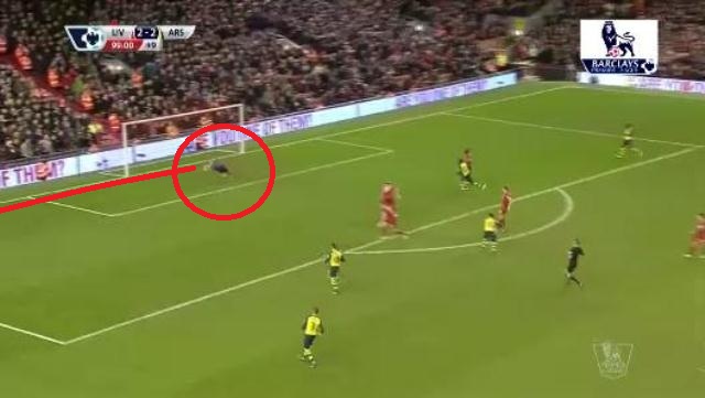 VIDEO: Thủ môn Jones giúp Liverpool thoát thua ngoạn mục ở phút 90+9