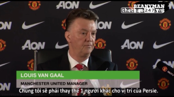 VIDEO: HLV Van Gaal tiết lộ tình trạng chấn thương của Van Persie