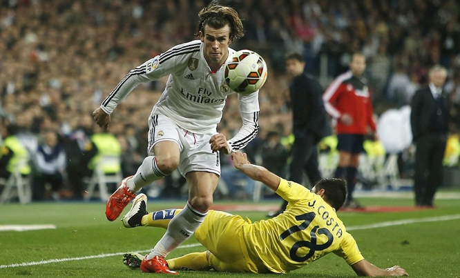 VIDEO: Gareth Bale đã thay đổi, liên tục chuyền cho Ronaldo