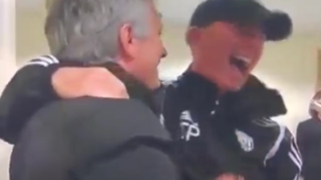 VIDEO: Hình ảnh chưa từng thấy ở HLV Mourinho