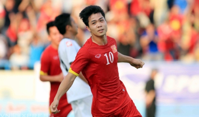 VIDEO: Những pha bóng đáng chú ý của Công Phượng vs U23 Myanmar