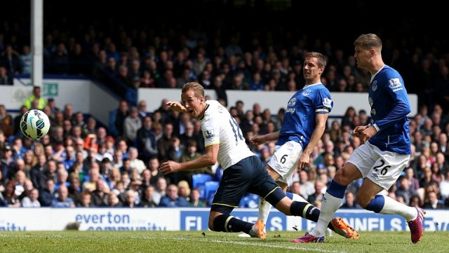 Video clip bàn thắng: Everton 0-1 Tottenham (Ngoại hạng Anh 2014/15)