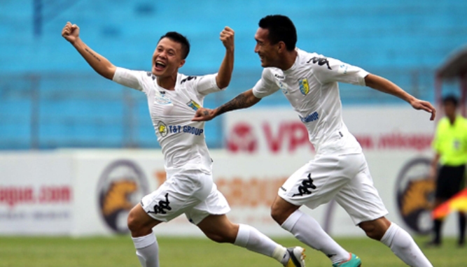 VIDEO: Tốp 5 bàn thắng đẹp vòng 14 V-League 2015