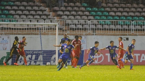 Video bàn thắng: HAGL 2-1 Becamex Bình Dương (Vòng 17 V-League 2015)