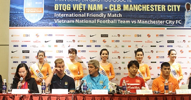 Pellegrini sẵn sàng đưa cầu thủ Việt Nam sang Man City