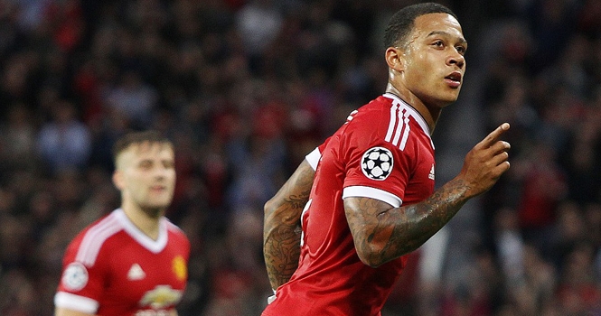 Memphis Depay là 'quả đấm thép' của Van Gaal