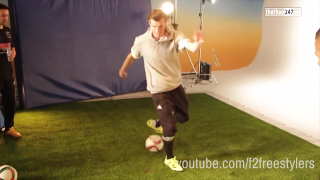 VIDEO: Hướng dẫn cách rê bóng đẳng cấp kiểu Gareth Bale