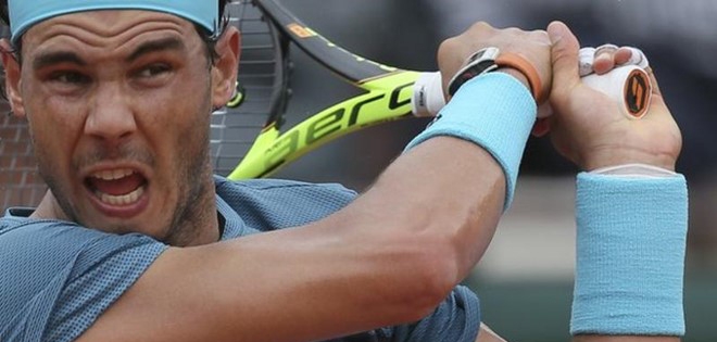 Nadal rút lui khỏi Roland Garros 2016