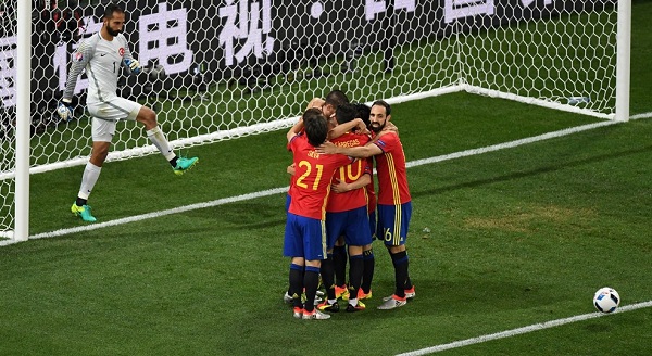 Chấm điểm sau trận Tây Ban Nha 3-0 Thổ Nhĩ Kỳ: Tiki –taka trở lại