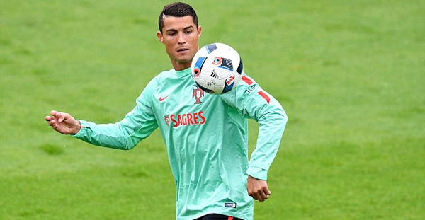 Điểm tin tối 21/6: Rõ tương lai Morata; Ronaldo suy sụp
