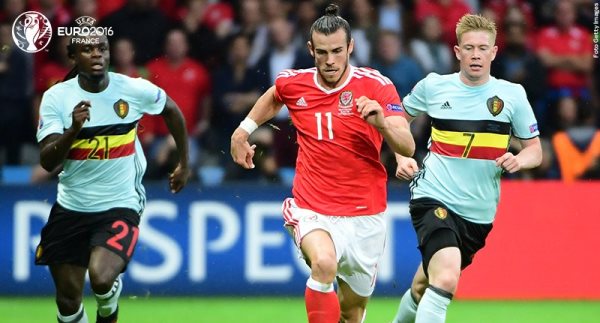 VIDEO: Pha dốc bóng nguy hiểm từ sân nhà của Gareth Bale