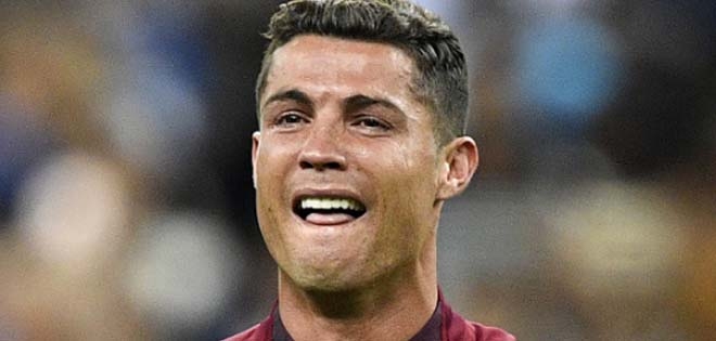 Cristiano Ronaldo: Huyền thoại từ nước mắt