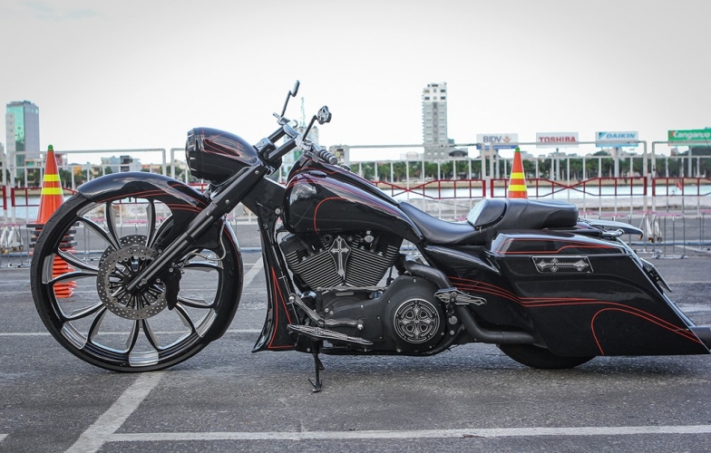 Hàng nóng Harley-Davidson Street Glide độ mâm của Đức Tào Phớ